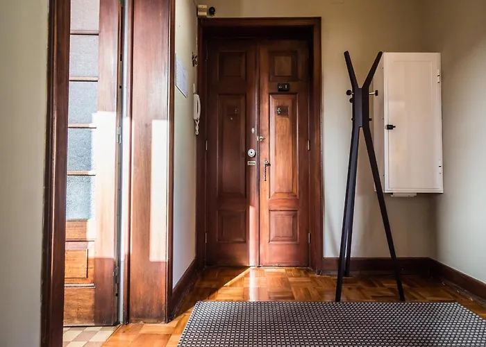 Daire Spacious 4-bedroom In *