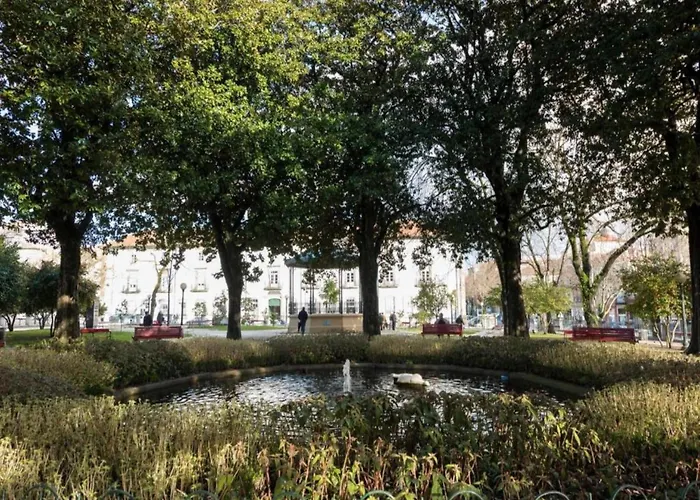 Spacious 4-bedroom In * Porto