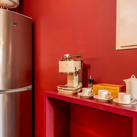 Apartment Spacious 4-bedroom In *