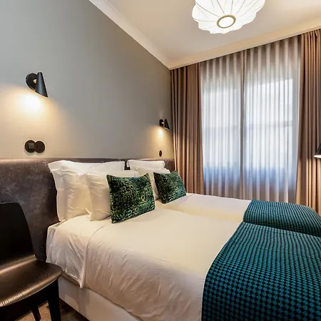 Spacious 4-bedroom In * Porto