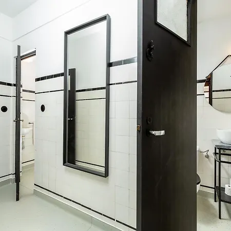 Spacious 4-bedroom In 아파트 포르투