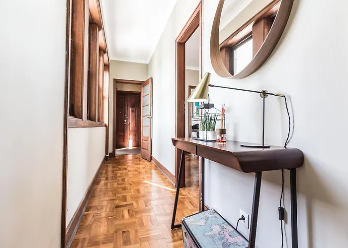 Spacious 4-bedroom In Apartman *