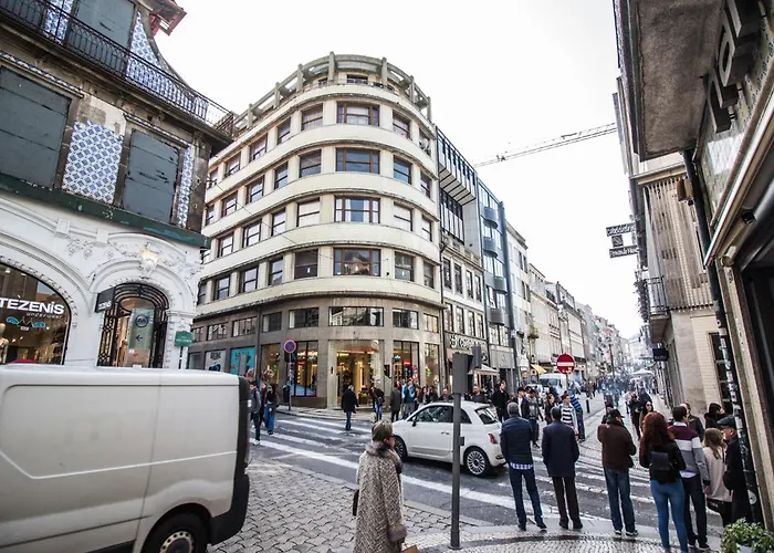 Spacious 4-bedroom In * Porto