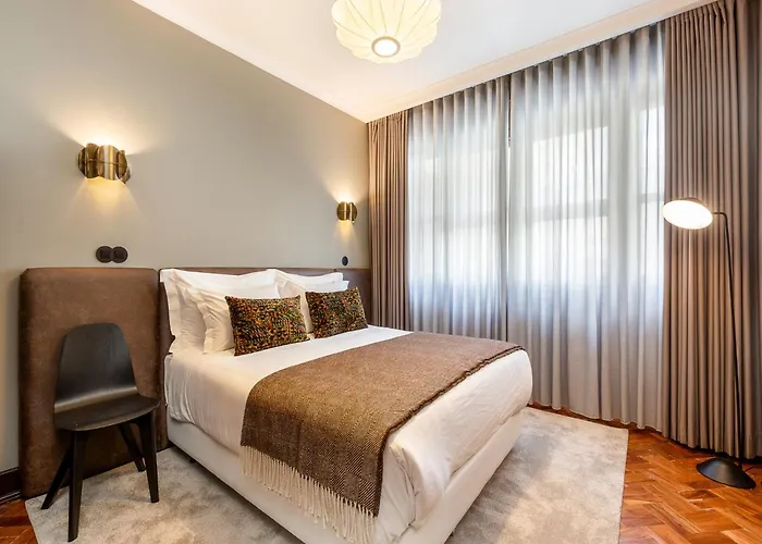 Spacious 4-bedroom In Porto