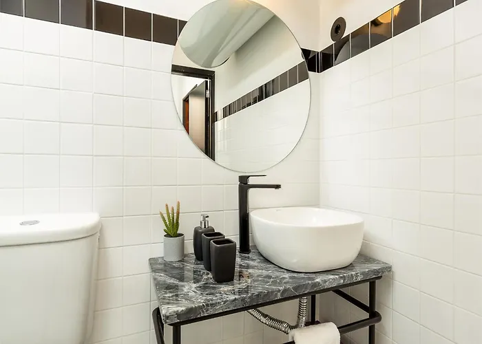 Spacious 4-bedroom In Lägenhet *