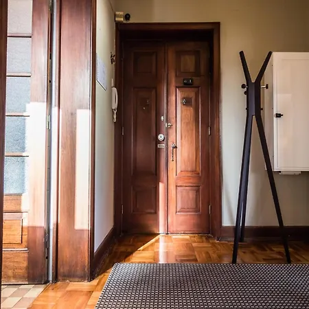 公寓 Spacious 4-bedroom In *