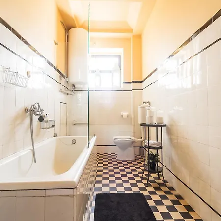 Spacious 4-bedroom In