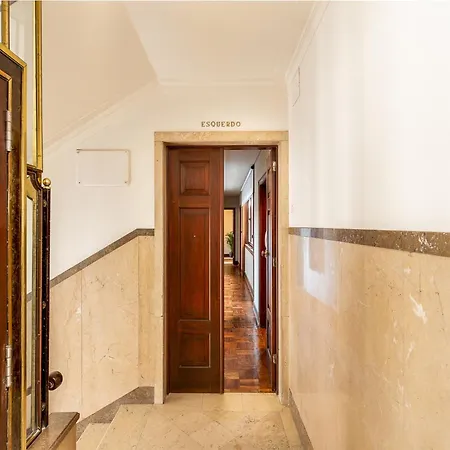 Spacious 4-bedroom In *